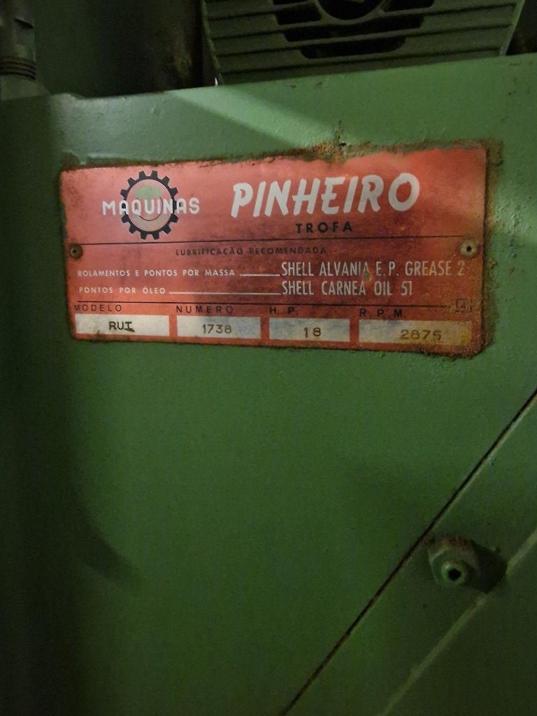 Zware Pinheiro RUI 6-Kops Pennenbank, Ophalen