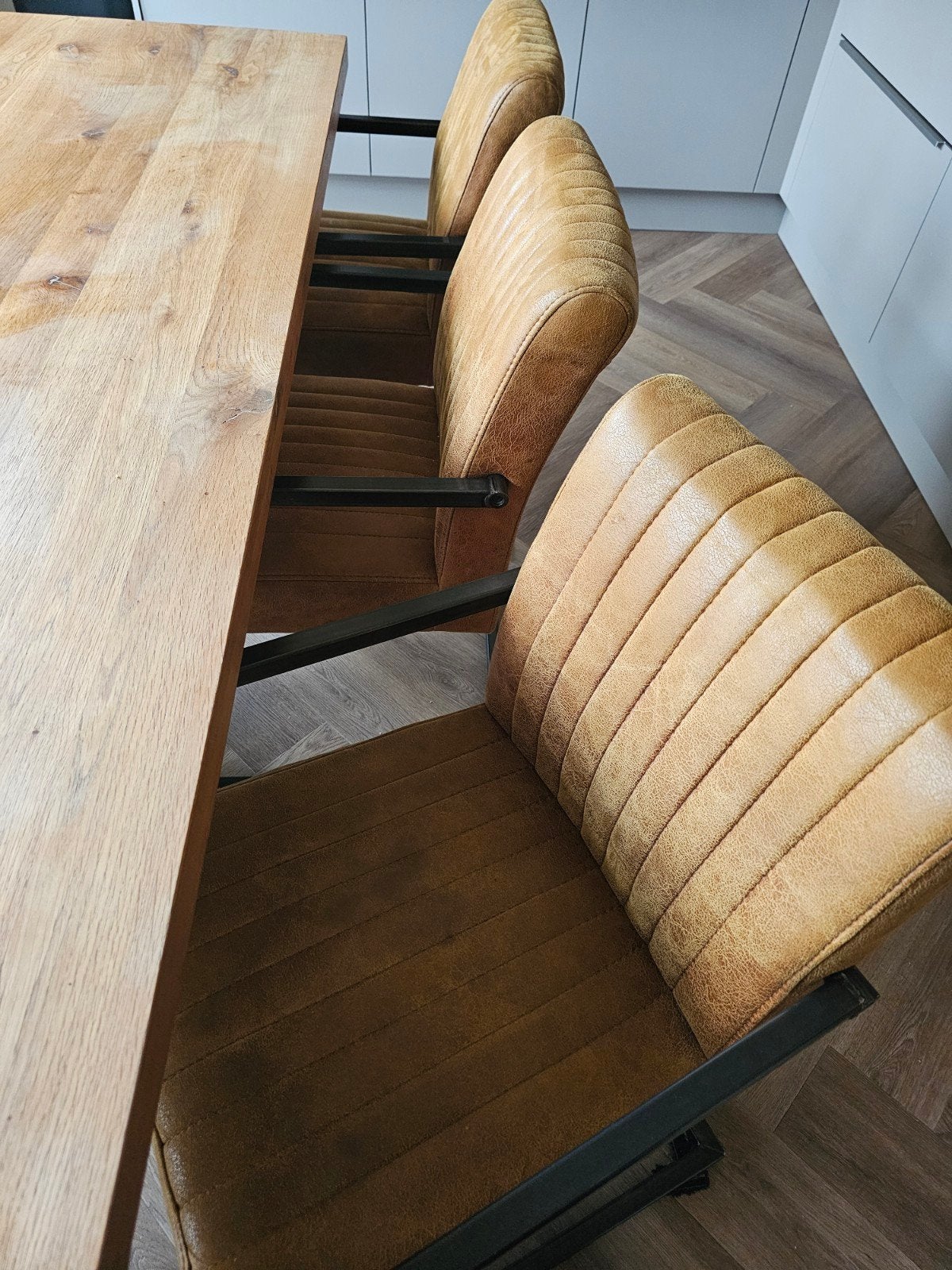 Eetkamerbank en 4 stoelen - Industrieel design, Ophalen, Gebruikt, Bruin, Metaal