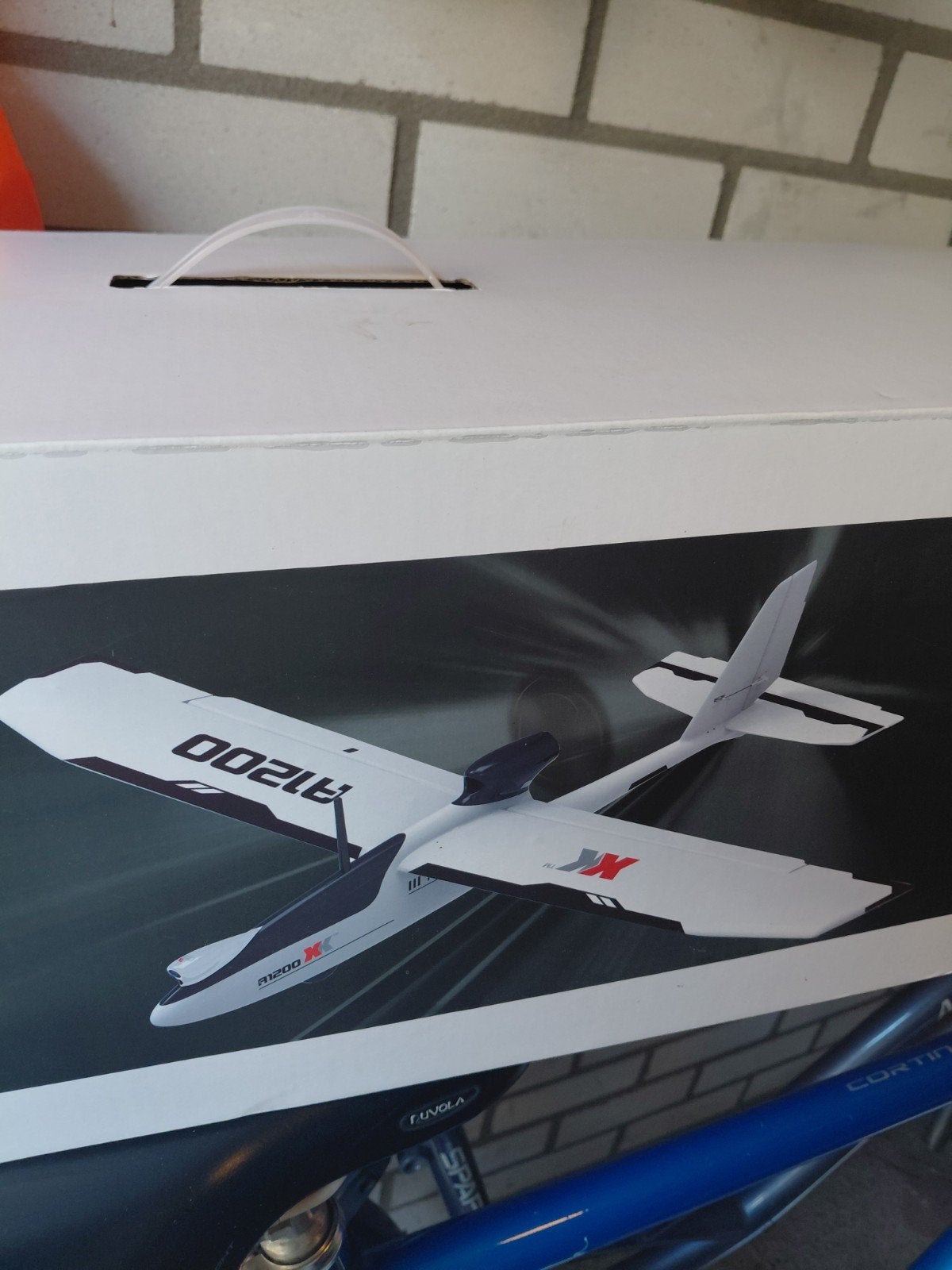 XK A1200 RC Vliegtuig Brushless Motor 3D6G Systeem, Ophalen