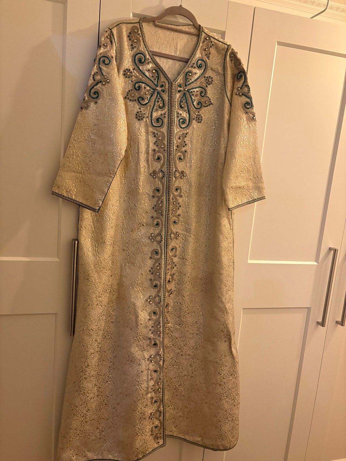 Nieuwe/Nauwelijks gedragen Kaftan/Galajurk, Maat 38/40 (M), Galajurk, Ophalen of Verzenden, Zo goed als nieuw