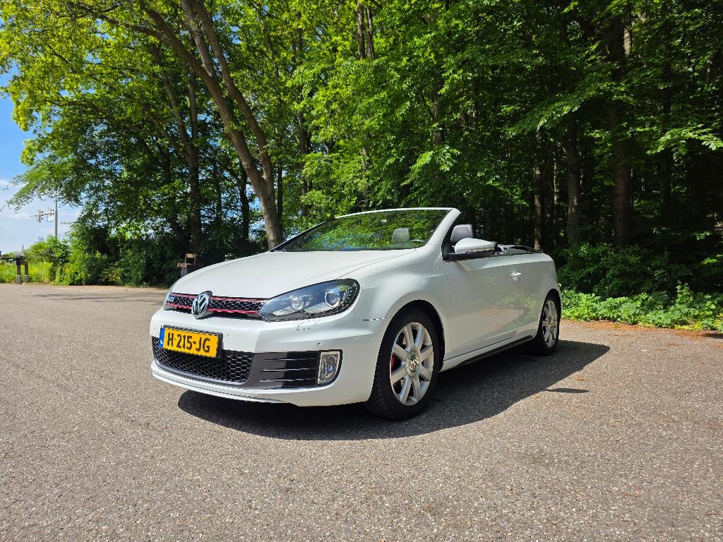 Volkswagen Golf GTI 2.0 TSI 211PK Cabrio Dsg6 2015, 4 cilinders, 4 stoelen, Wit, Leder