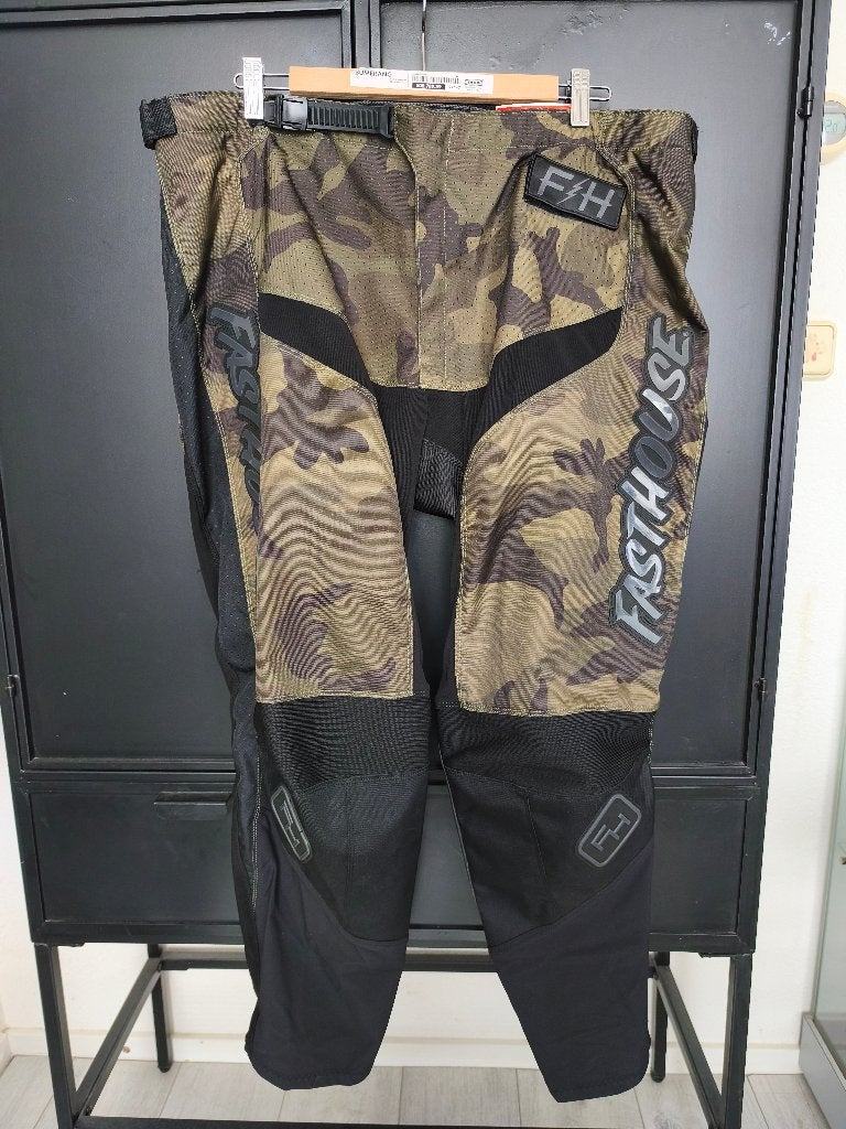 Fasthouse motorcrossbroek in nieuwstaat! Maat 40/XXL, Motoren, Motorcrosskleding, Heren, Ophalen of Verzenden, Fasthouse