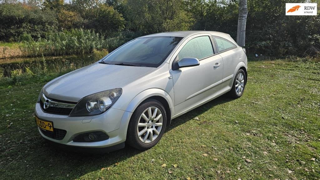 Opel Astra GTC 1.4 Temptation, Auto's, Voorwielaandrijving, Gebruikt, 4 cilinders, 49 €/maand