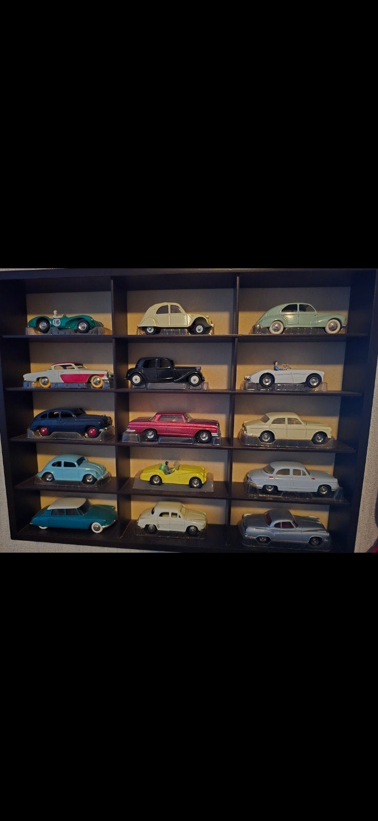 Diverse Dinky Toy modellen met certificaten en map, Hobby en Vrije tijd, Overige merken, 1:50 of kleiner, Auto, Ophalen of Verzenden