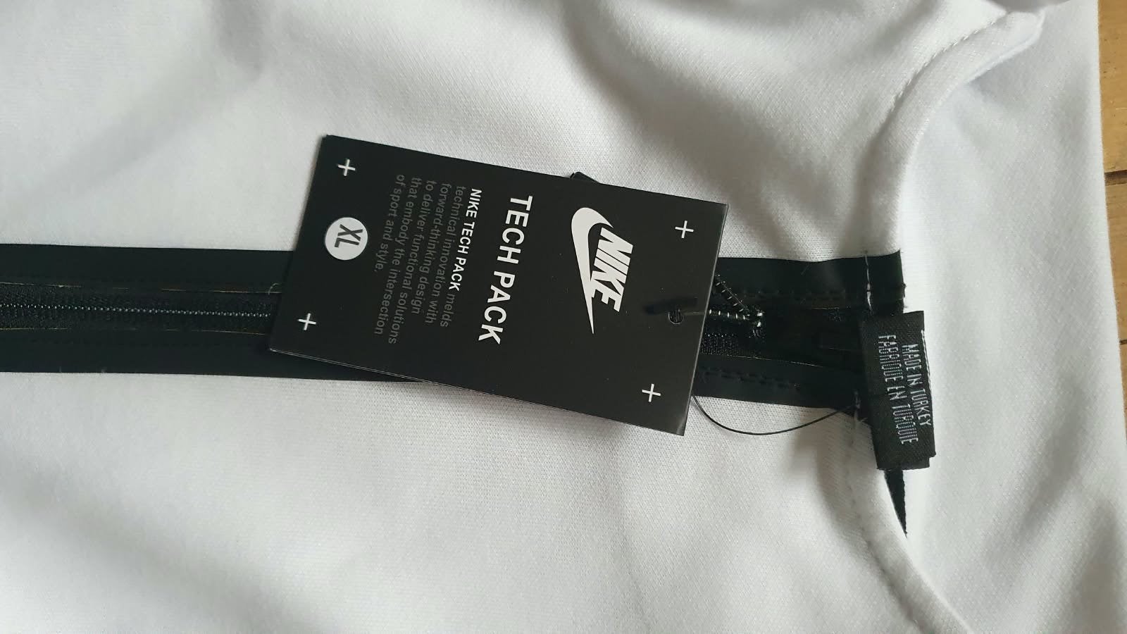 Nike Tech Trainingspak Wit - Maat XL, Ophalen of Verzenden, Nike