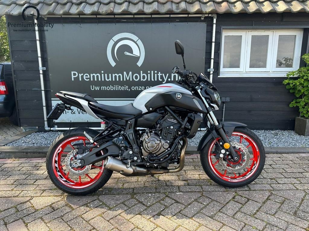 *VERKOCHT* YAMAHA  MT07 ABS (bj 2020), 2 cilinders, Motorrijbewijs A, Bedrijf, Onbekend