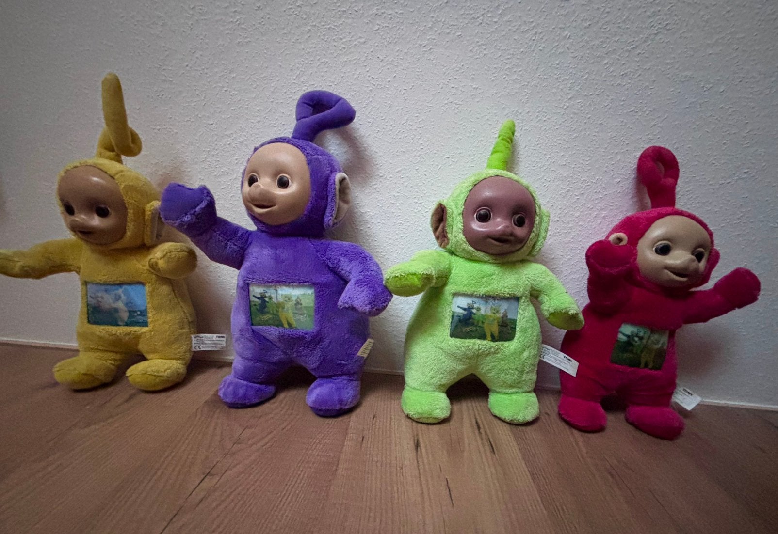 Teletubbie knuffels, set van 4, Ophalen, Zo goed als nieuw, Overige typen