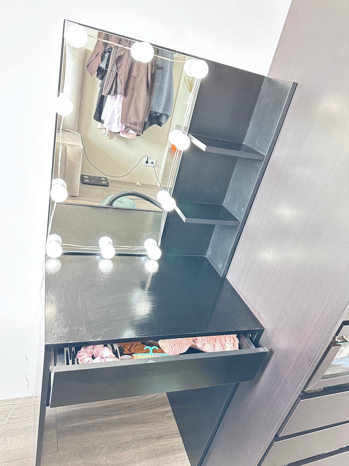 Makeup tafel, Ophalen of Verzenden, Zo goed als nieuw, Rechthoekig, Minder dan 100 cm
