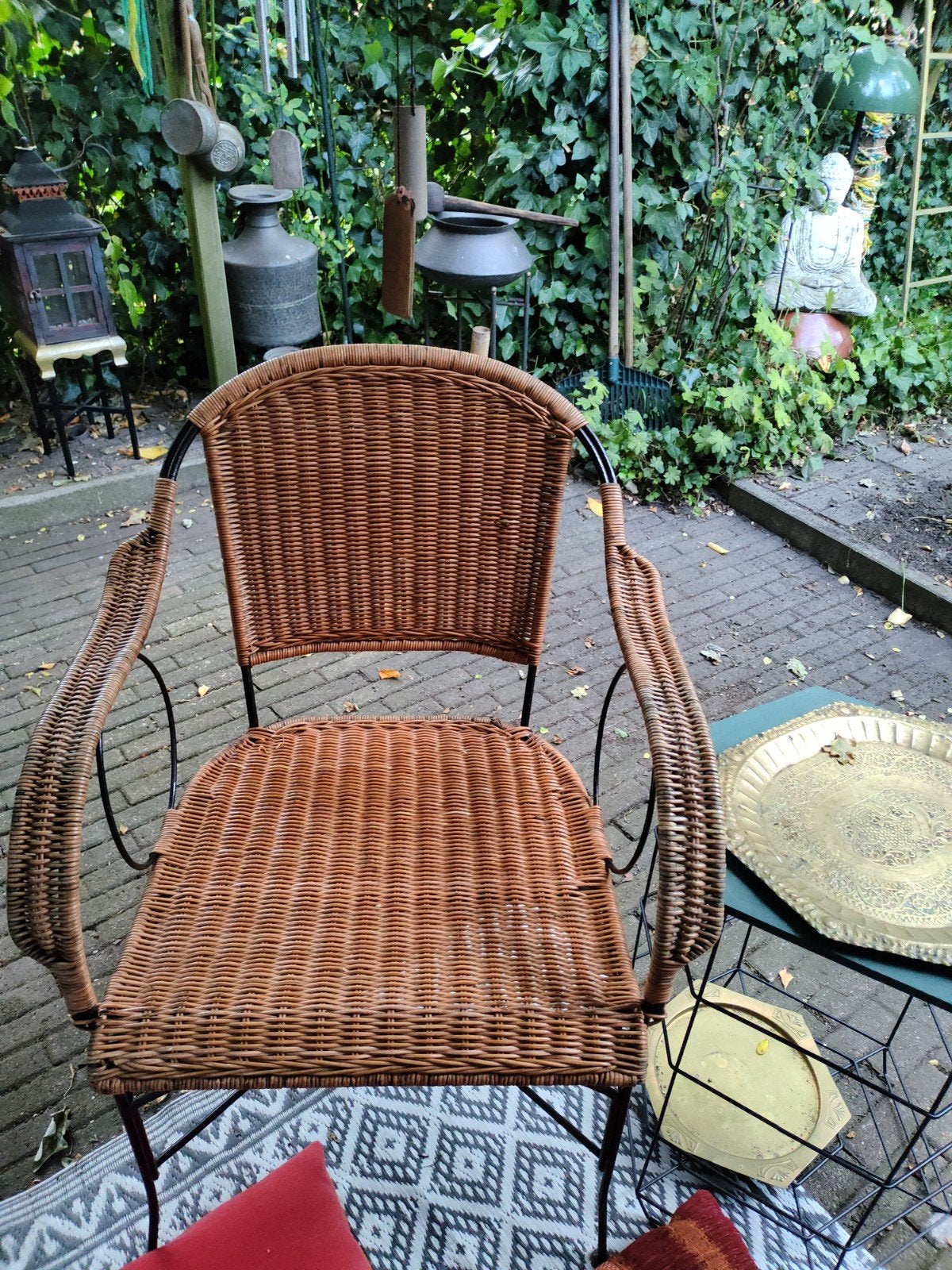 Rotan stoel met ijzer onderstel binnen/buiten incl kussen, Ophalen, Bruin, Eén