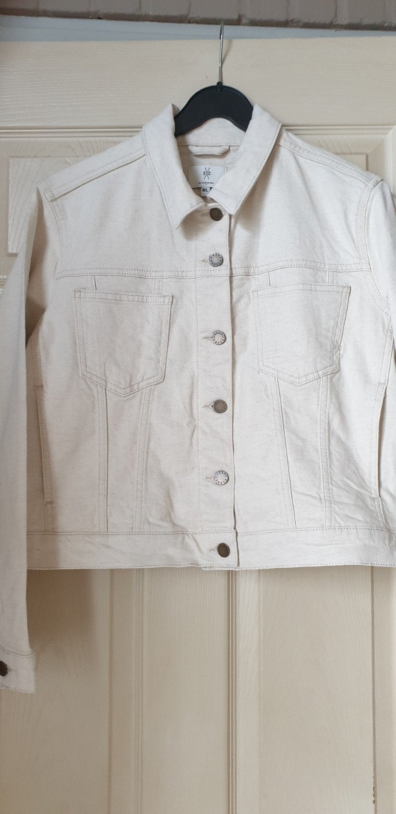 Nieuwe beige spijkerjas maat M/L, Beige, Maat 42/44 (L), Nieuw, Ophalen of Verzenden