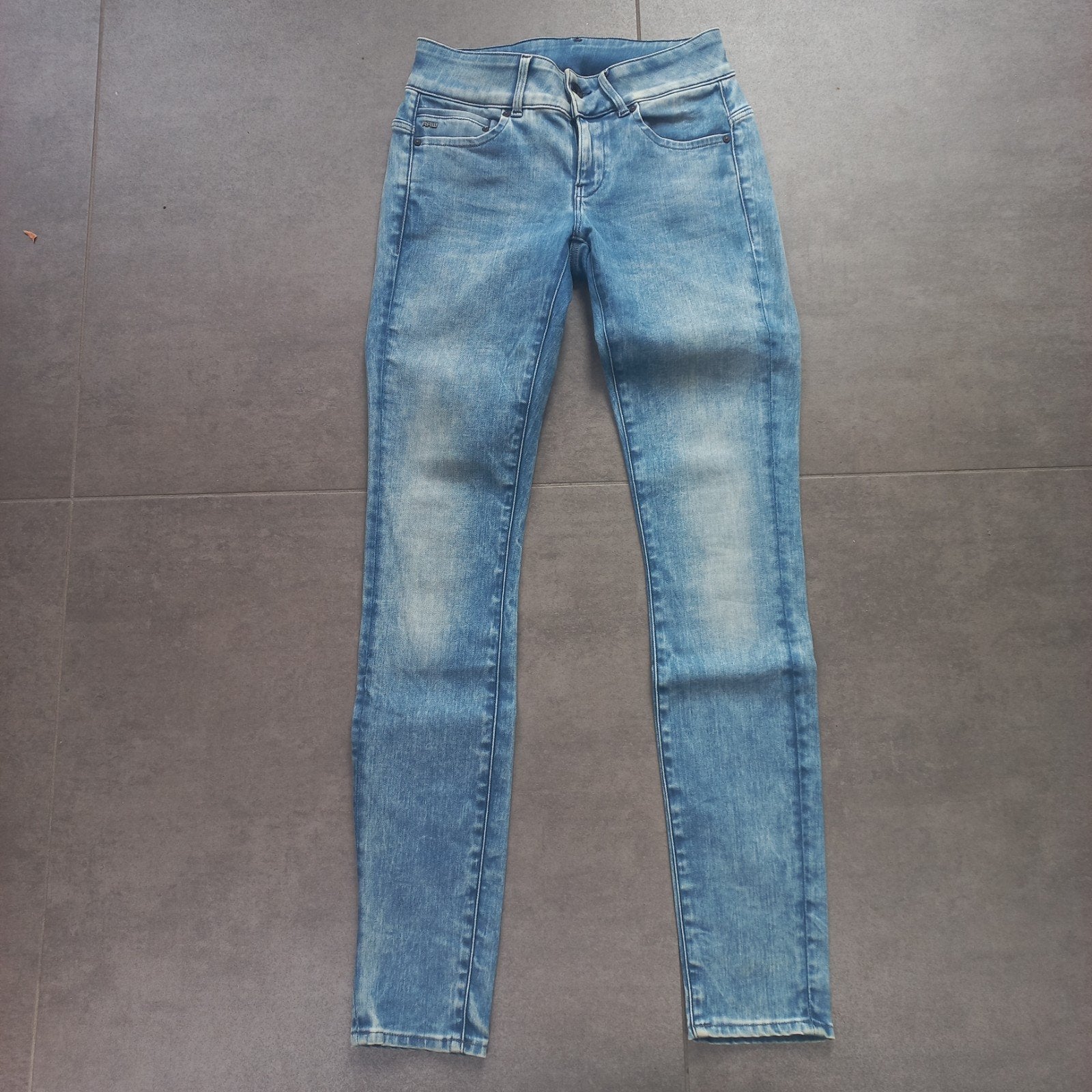 G-Star RAW Midge Mid Skinny Jeans W27 L32, Blauw, Ophalen of Verzenden, Zo goed als nieuw, W27 (confectie 34) of kleiner
