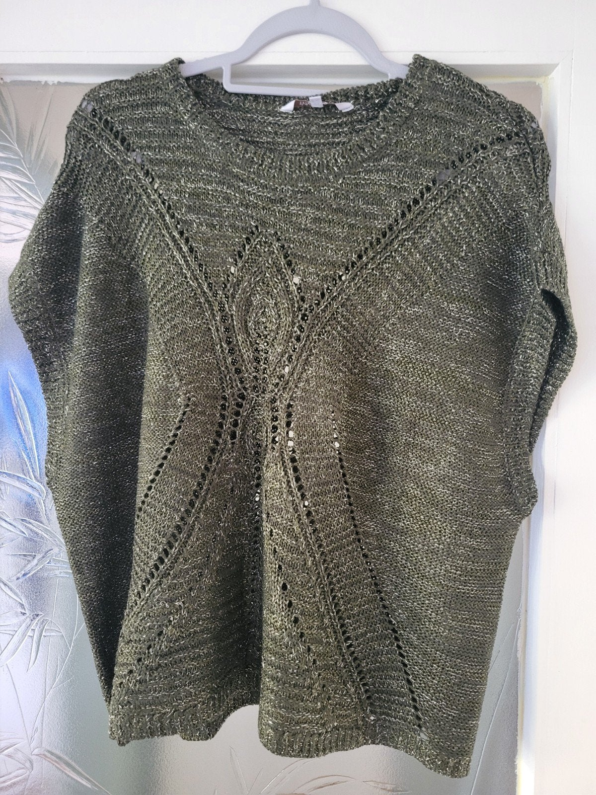 groen truitje met een Glittertje Maat L nooit gedragen, Ophalen of Verzenden, Nieuw, Groen
