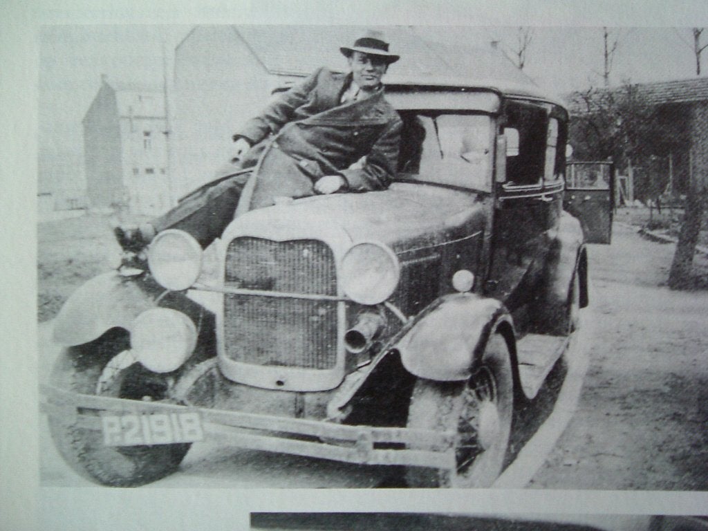 Smokkelen in Brabant. Een grensgeschiedenis 1830 - 1970., 20e eeuw of later, Ophalen of Verzenden, Zo goed als nieuw, P. Spapens