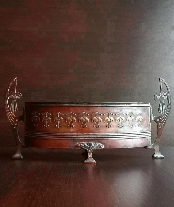 Art Nouveau Jardiniere in Brons Mounting , Bronzen art, Ophalen of Verzenden, Brons