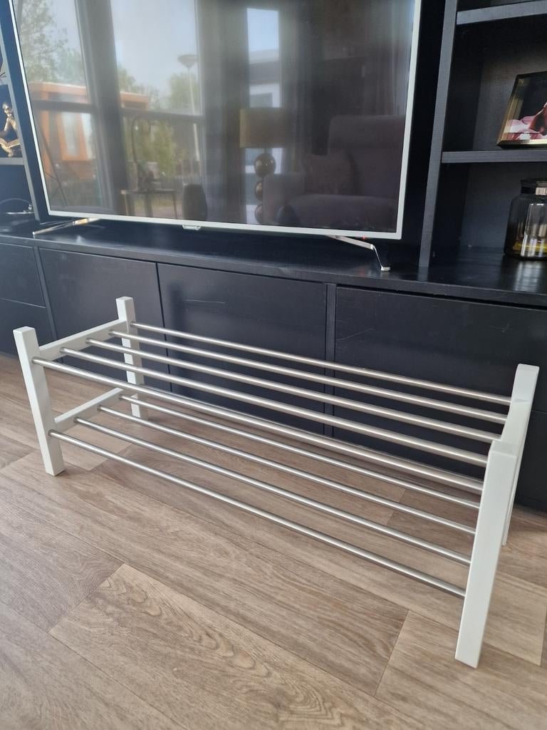 Schoenenrek wit met RVS stangen, Ophalen, Gebruikt