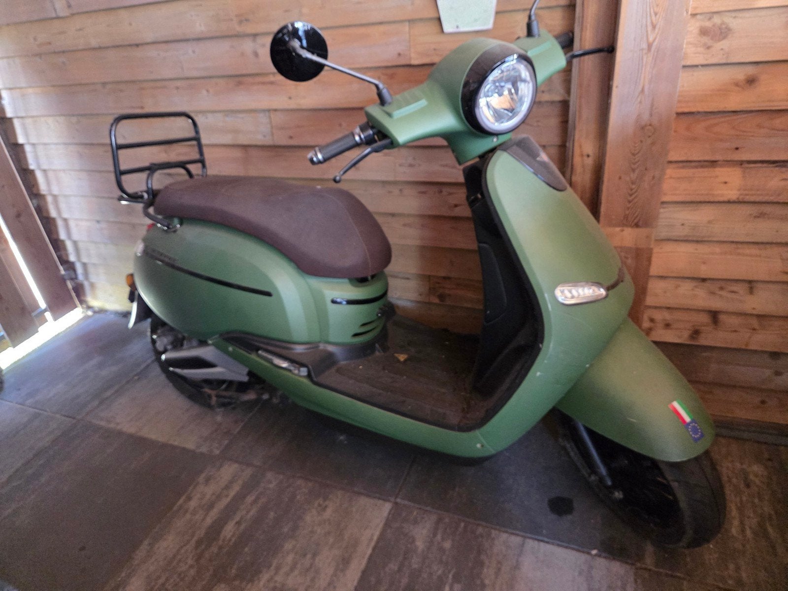 e-Scoobie Elektrische Scooter - Groen, Fietsen en Brommers, Snorfietsen en Snorscooters, Ophalen of Verzenden, Gebruikt, Elektrisch