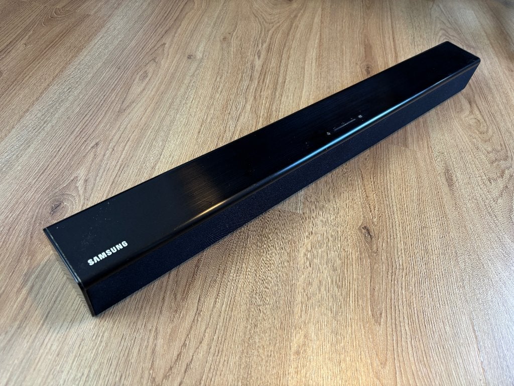 Samsung Soundbar - 80W - USB - BlueTooth - Optical - AUX, Audio, Tv en Foto, Slimme speaker, Gebruikt, Ophalen of Verzenden, 60 tot 120 watt