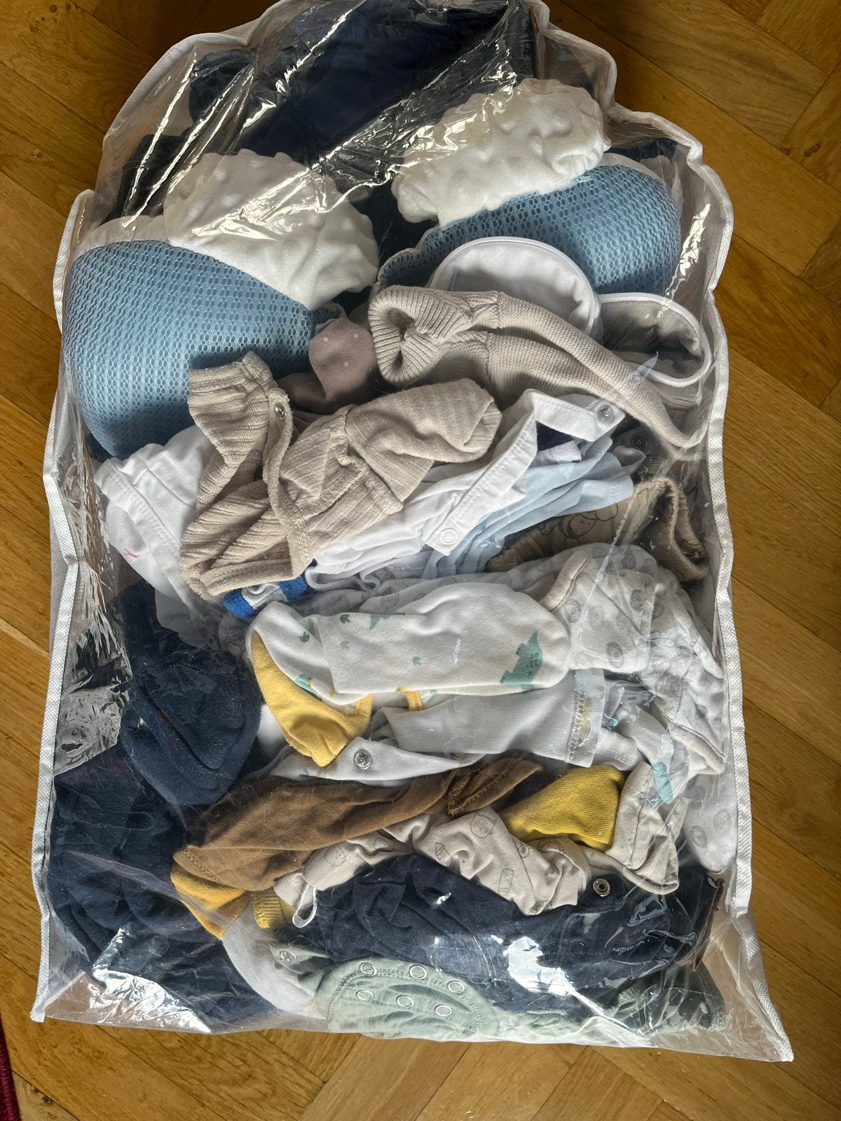 Babypakket 0-6 maanden: winter & zomer kleding (60+ stuks), Kinderen en Baby's, Babykleding | Baby-kledingpakketten, Ophalen of Verzenden