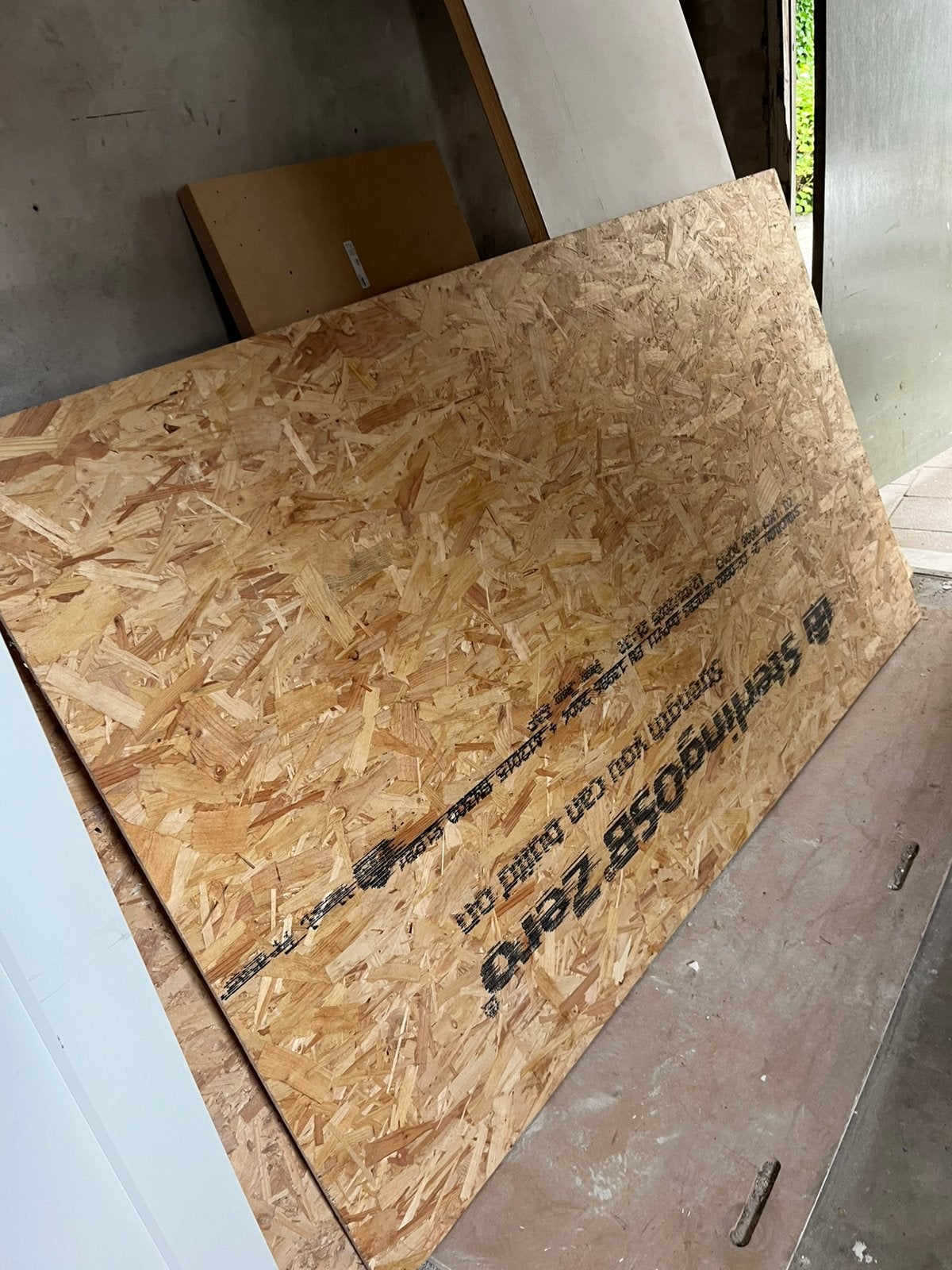 OSB plaat 220-244 9mm dik, Doe-het-zelf en Verbouw, Platen en Panelen, Ophalen, Zo goed als nieuw