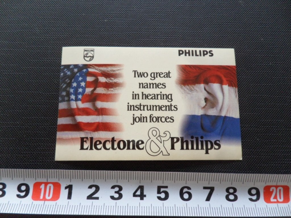 sticker ELECTONE & PHILIPS Two great names in hearing instr*, Verzamelen, Ophalen, Zo goed als nieuw