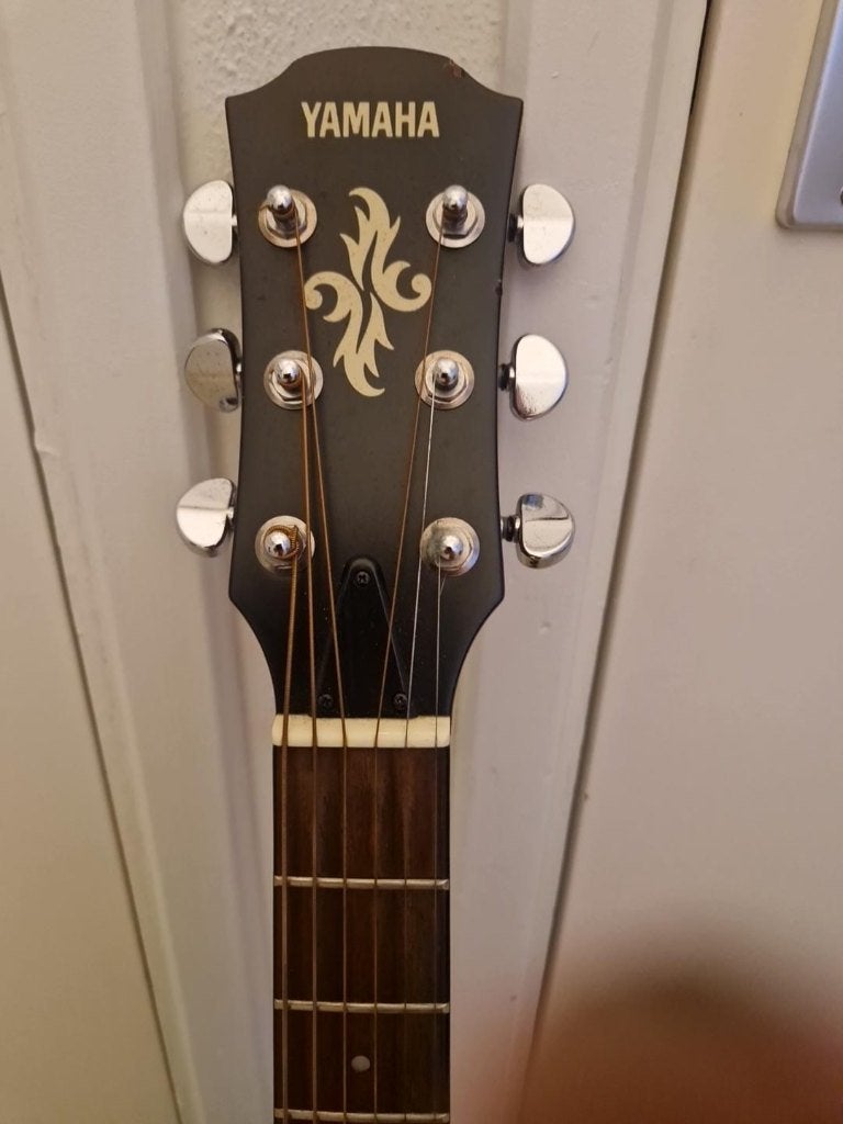 Yamaha APX-4A Gitaar in Zeer nette staat, Ophalen, Zo goed als nieuw, Western- of Steelstringgitaar, Met (piezo-)element