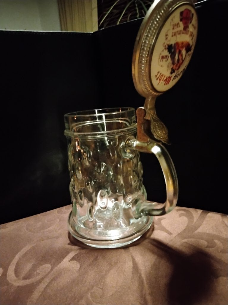 Oktoberfest, Ophalen, Zo goed als nieuw