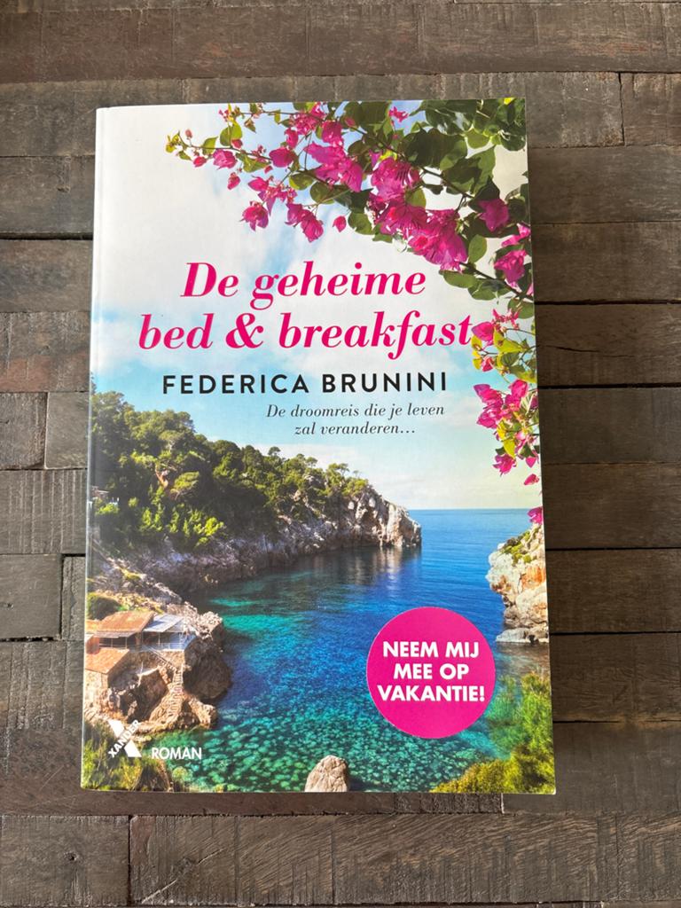 De geheime bed & breakfast - Federica Brunini, Ophalen of Verzenden, Gelezen, Europa overig