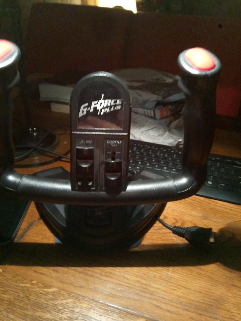 g-force plus game stuur, Spelcomputers en Games, 1 speler, Ophalen of Verzenden, Racen en Vliegen, Vanaf 3 jaar