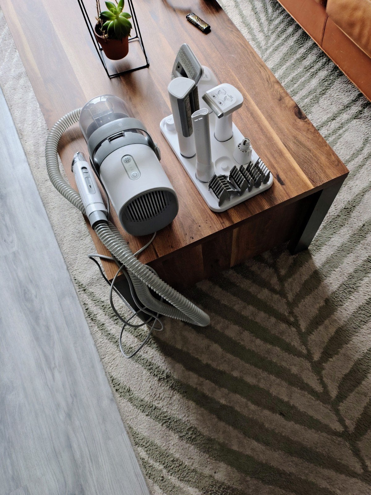 Honden verzorging set met stofzuiger te koop., Ophalen, Zo goed als nieuw, Trimtafel