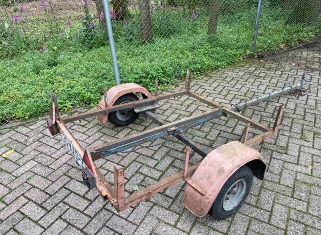 Aanhangwagen onderstel - opknapper, Ophalen, Gebruikt