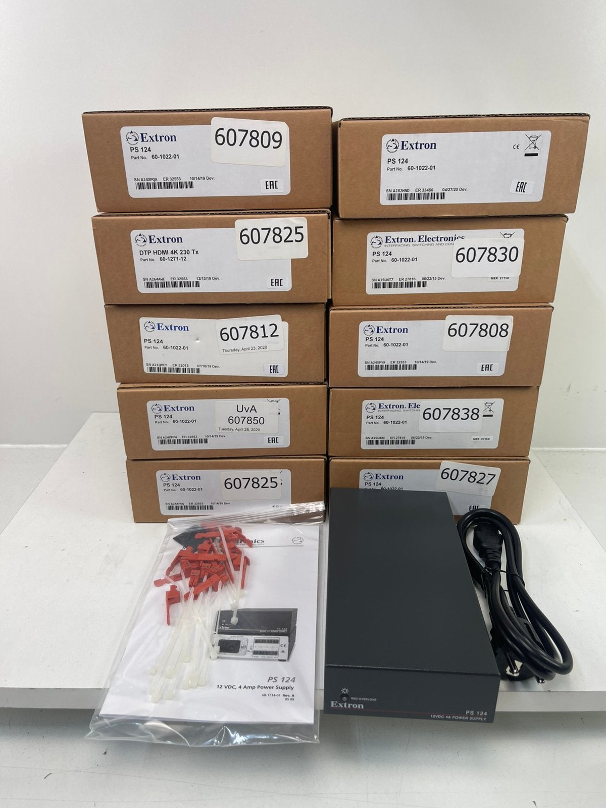 EXTRON PS124 Stabiele voeding 12Volt Dc 4Amp Norm€225,00 !!!, Audio, Tv en Foto, Ophalen, Nieuw, Audio