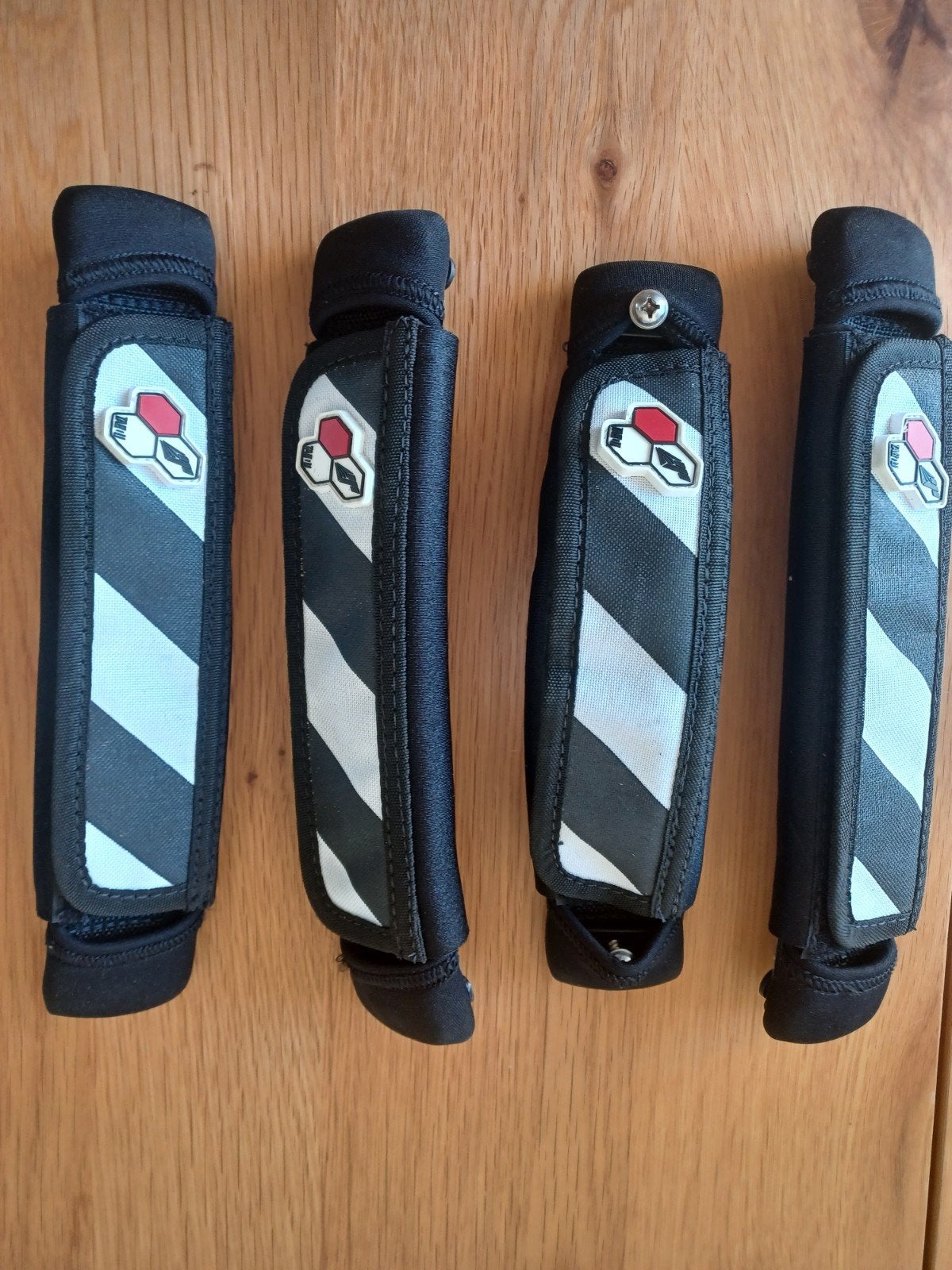 Tabou nieuwe set voetbanden, Ophalen of Verzenden, Nieuw