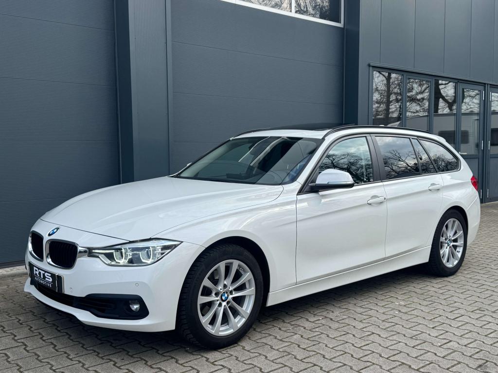 BMW 318i Touring Executive 2017 LED/NAVI/Stoelvw/Aut./Pano., Auto's, BMW, Automaat, 4 cilinders, Wit, 3-Serie