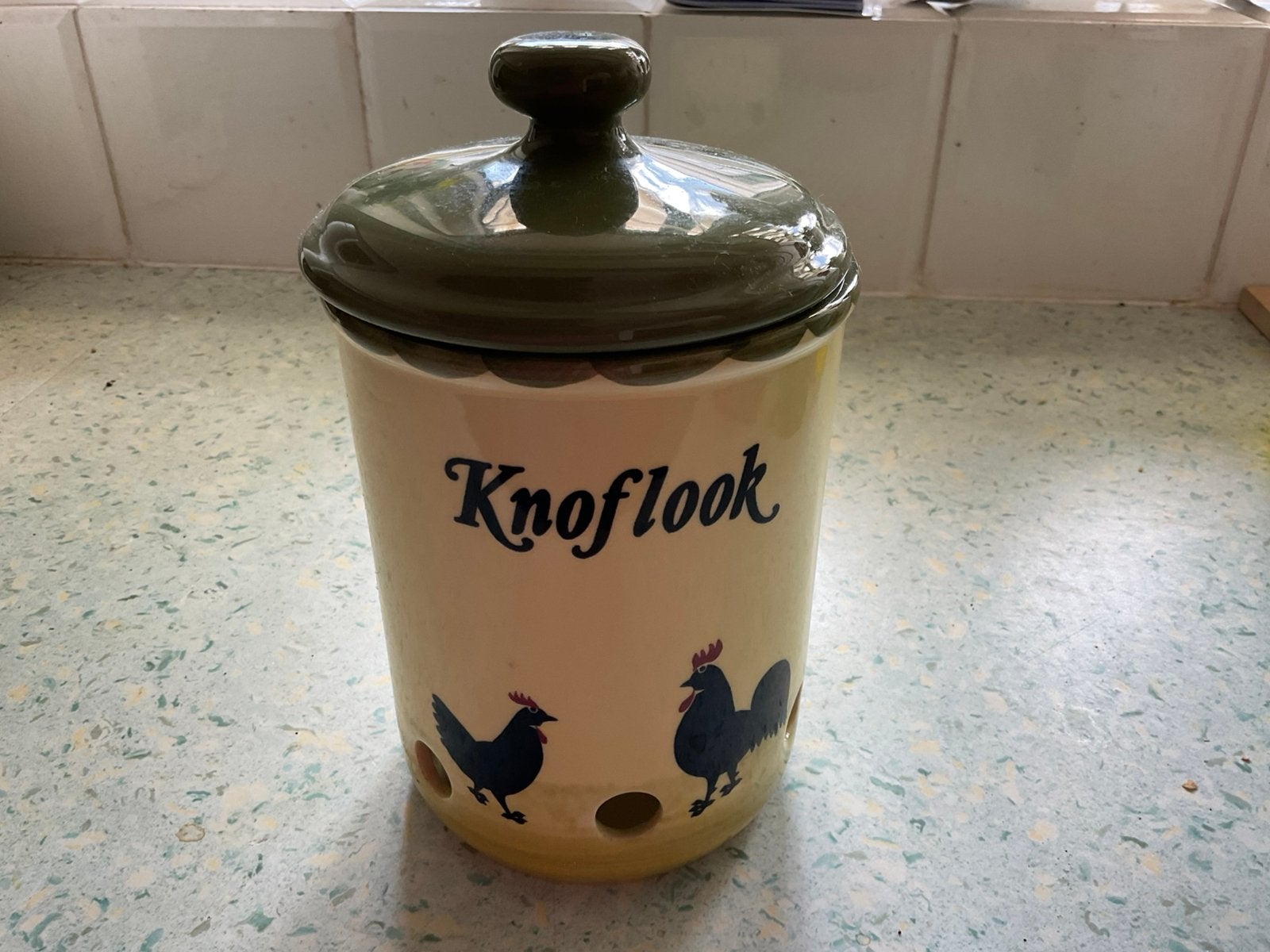 Knoflookpot zeller kip en haan, Ophalen of Verzenden, Zo goed als nieuw, Overige stijlen