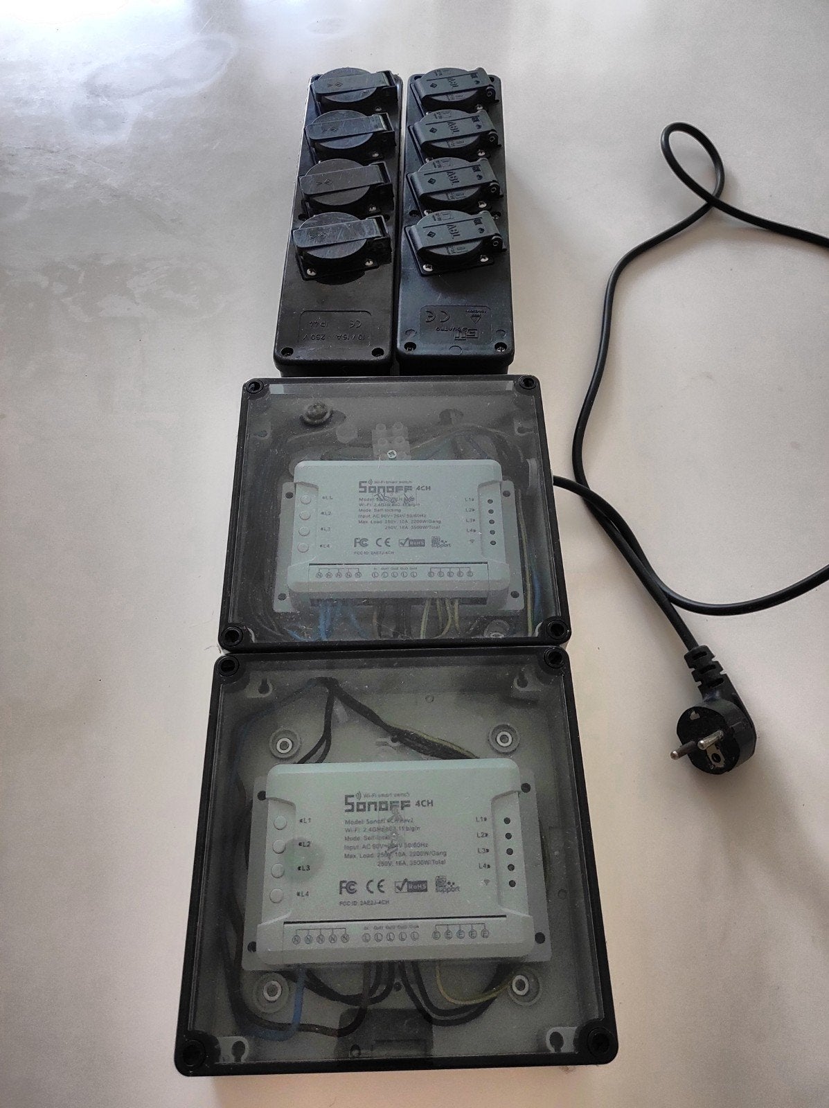 8x schuko ip 54 wifi geschakeld, Ophalen, Zo goed als nieuw, Overige merken, Overige typen