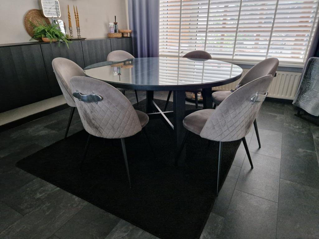Ronde  eettafel  - 150 cm - Zo goed als nieuw, Huis en Inrichting, Tafels | Eettafels, Rond, Ophalen of Verzenden, Vijf personen of meer