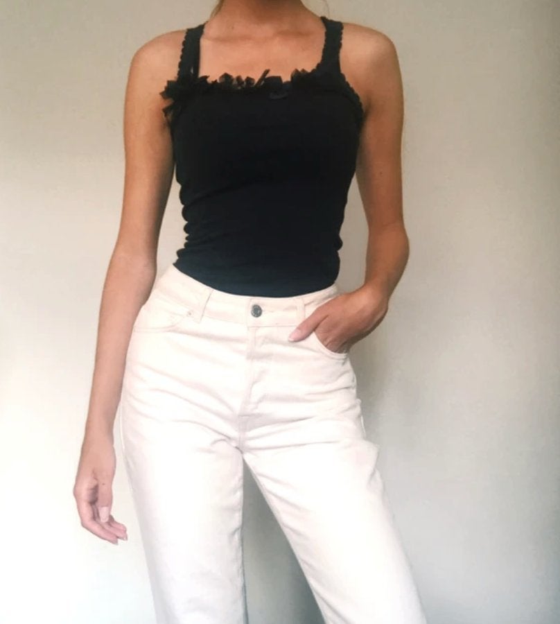 Donkerblauwe top met strikjes maat XS / 34, Kleding | Dames, Tops, Blauw, Ophalen of Verzenden, Zo goed als nieuw, Zonder mouw