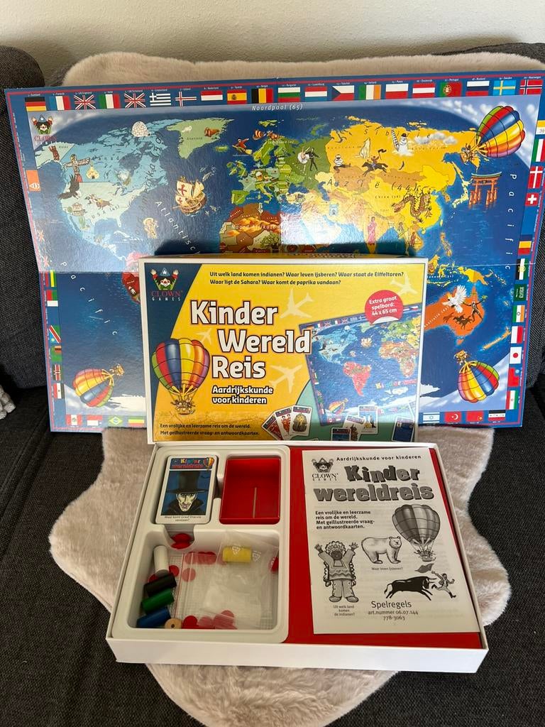 Kinder Wereldreis Spel, Drie of vier spelers, Ophalen of Verzenden, Zo goed als nieuw
