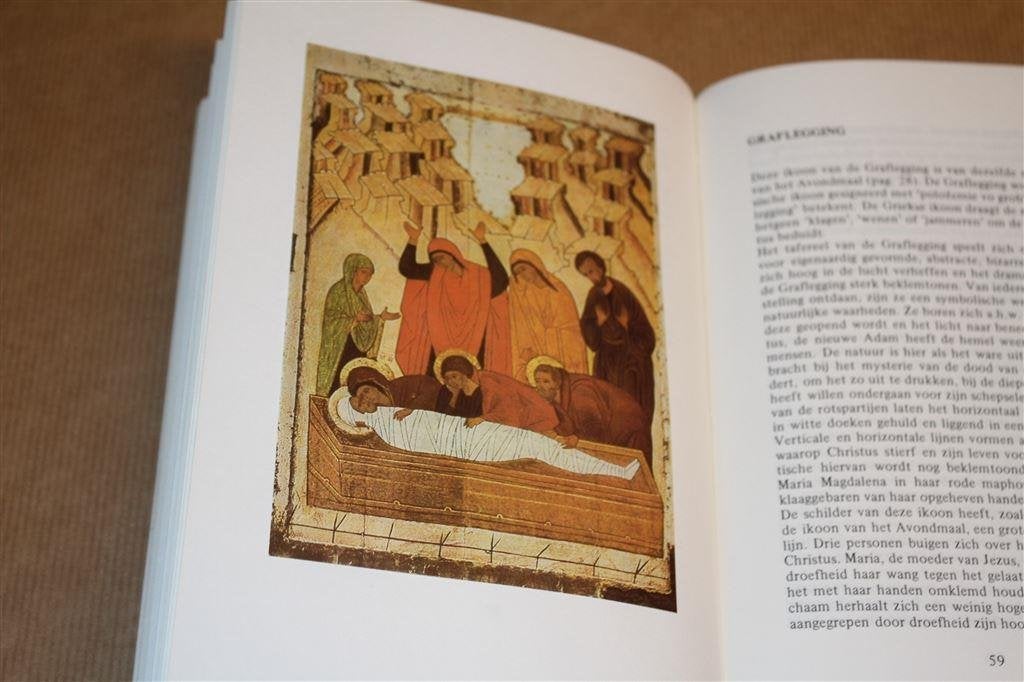 De ikonen van de Goede Week. Louis Bastiaansen., Ophalen of Verzenden, Gelezen