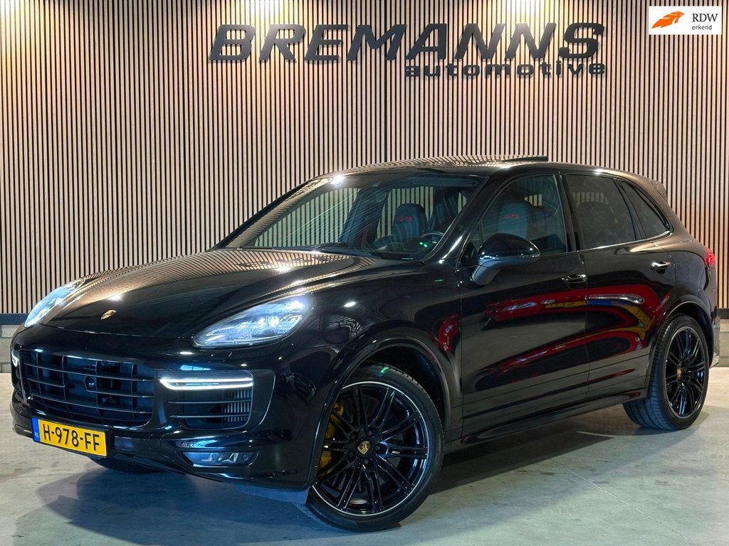 Porsche Cayenne 3.6 GTS / Luchtvering / Keramisch / Alcantar, Auto's, Automaat, Cayenne, Gebruikt, 138 €/maand