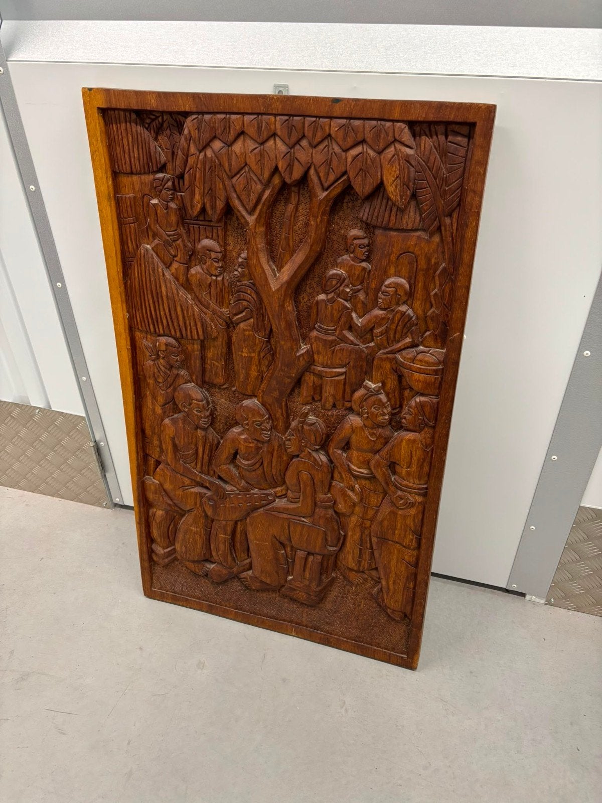 Aziatische wanddecoratie, Ophalen