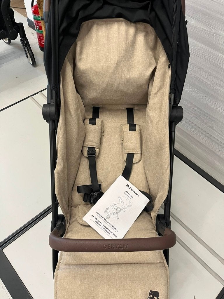 Air Buggy Nougat – De Ultieme Reisbuggy, Ophalen of Verzenden, Zo goed als nieuw, Verstelbare rugleuning