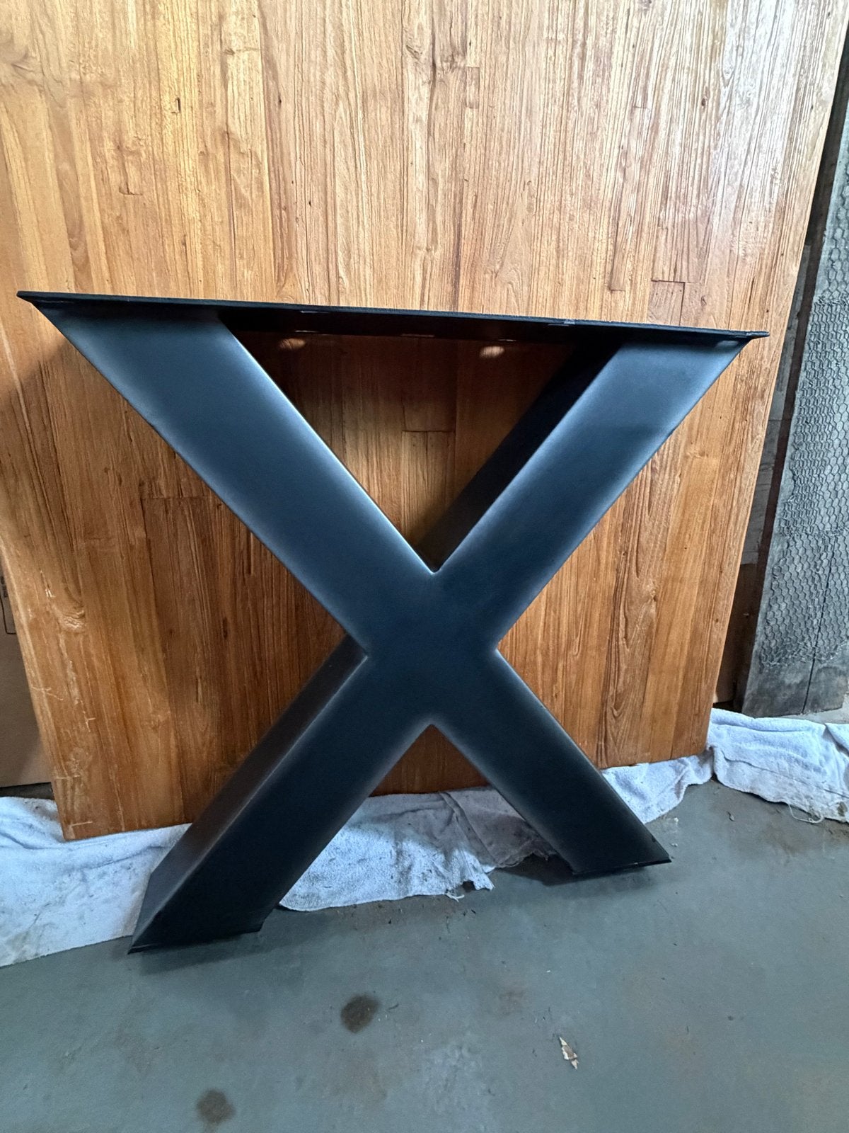 Robuuste Eetkamertafel met X-poten - 221x106 cm, Huis en Inrichting, Ophalen, Gebruikt, 100 tot 150 cm, 200 cm of meer
