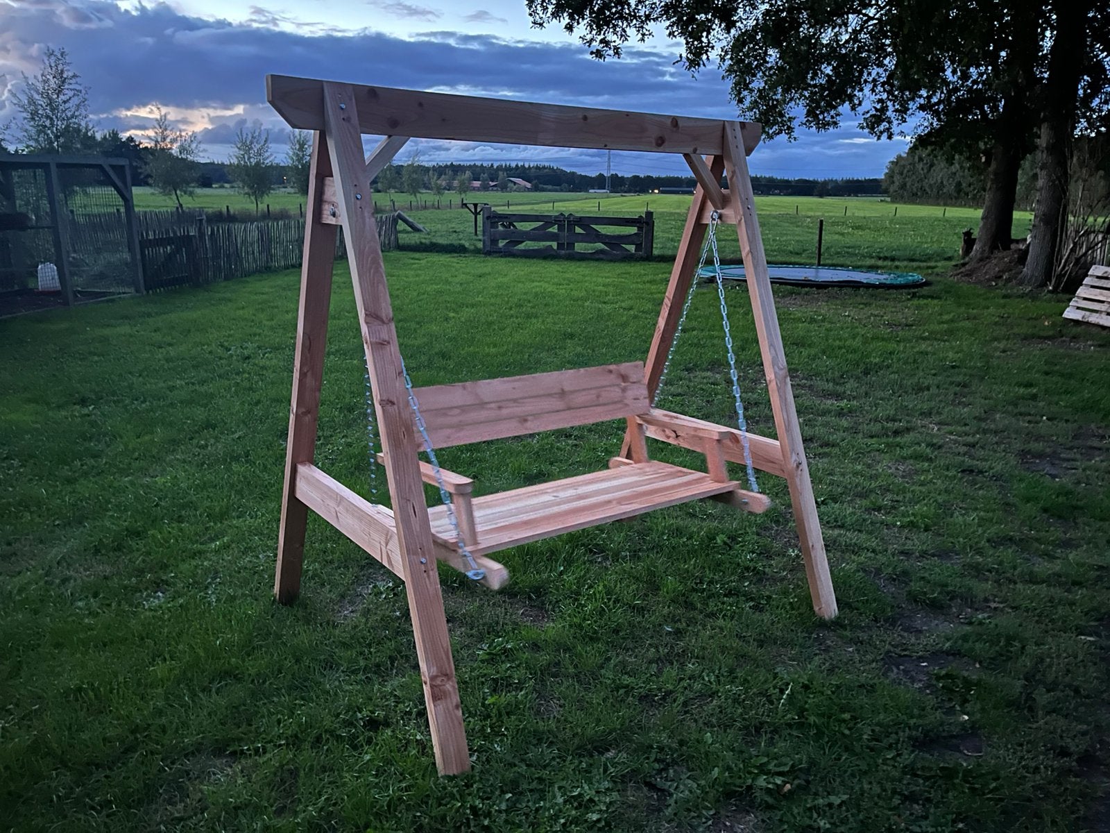 Schommelbank, Ophalen, Zo goed als nieuw, Hout, Schommelbank