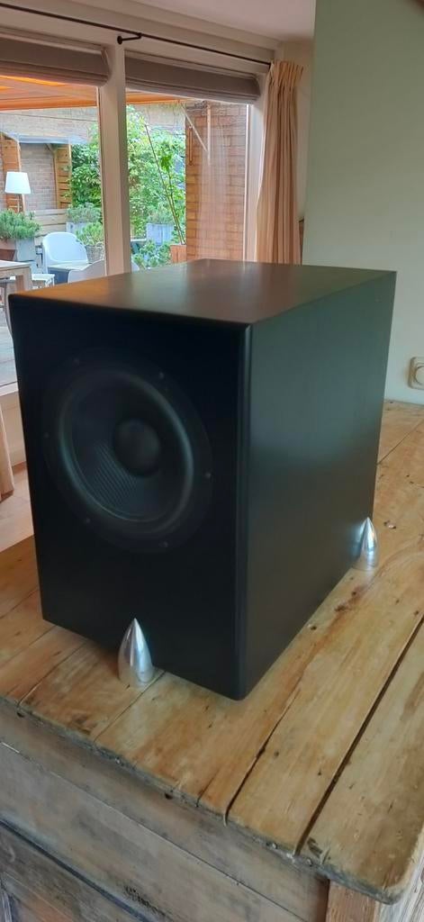 Totem acoustic lightning subwoofer + claws, Subwoofer, Zo goed als nieuw, 120 watt of meer, Ophalen