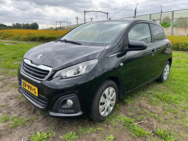 Peugeot 108 1.0 E-vti 72pk 5D 2019 Zwart, Voorwielaandrijving, Stof, Verwarmde buitenspiegels, Zwart