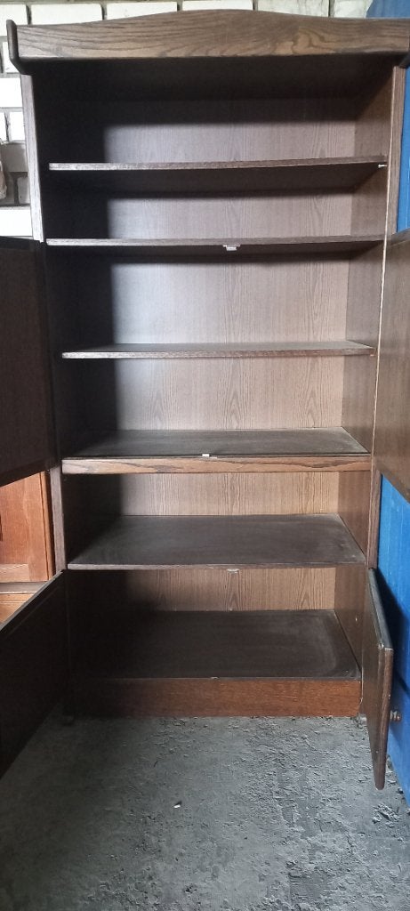 Antieke kast, Ophalen, Gebruikt
