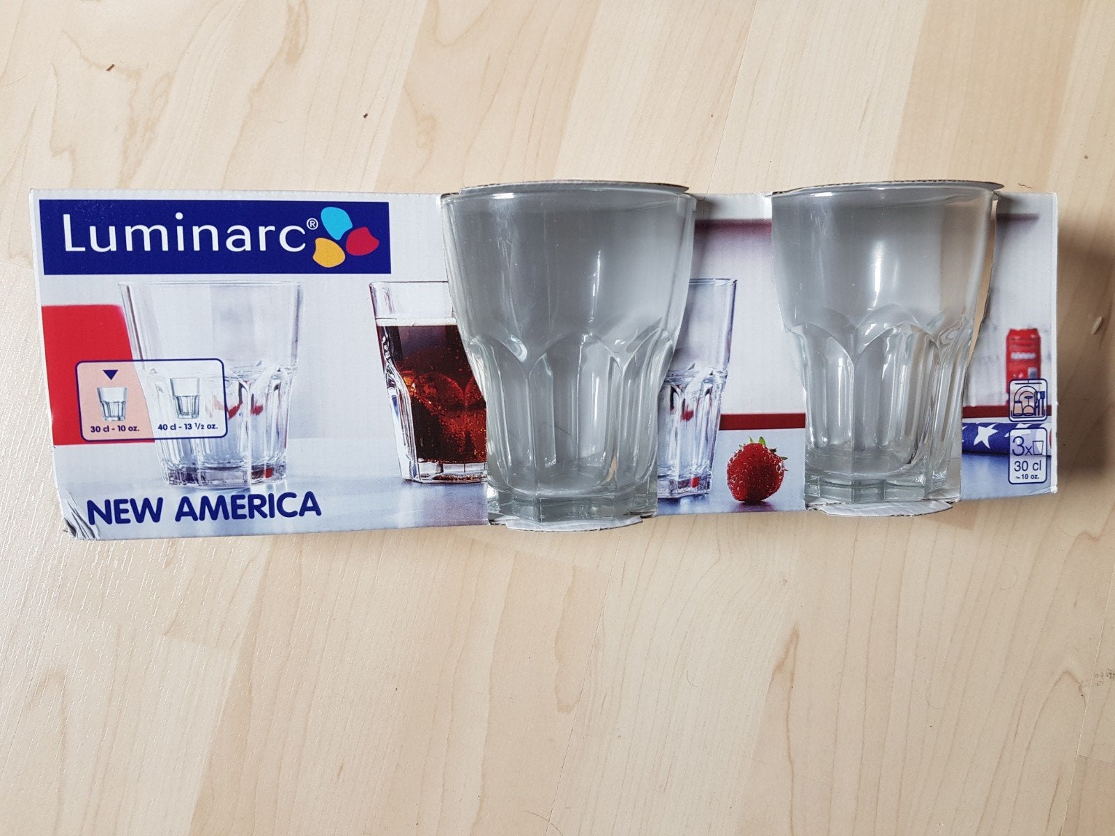 Set van 3 nieuwe glazen (nieuw in doos), Huis en Inrichting, Ophalen, Glas of Glazen, Nieuw, Glas