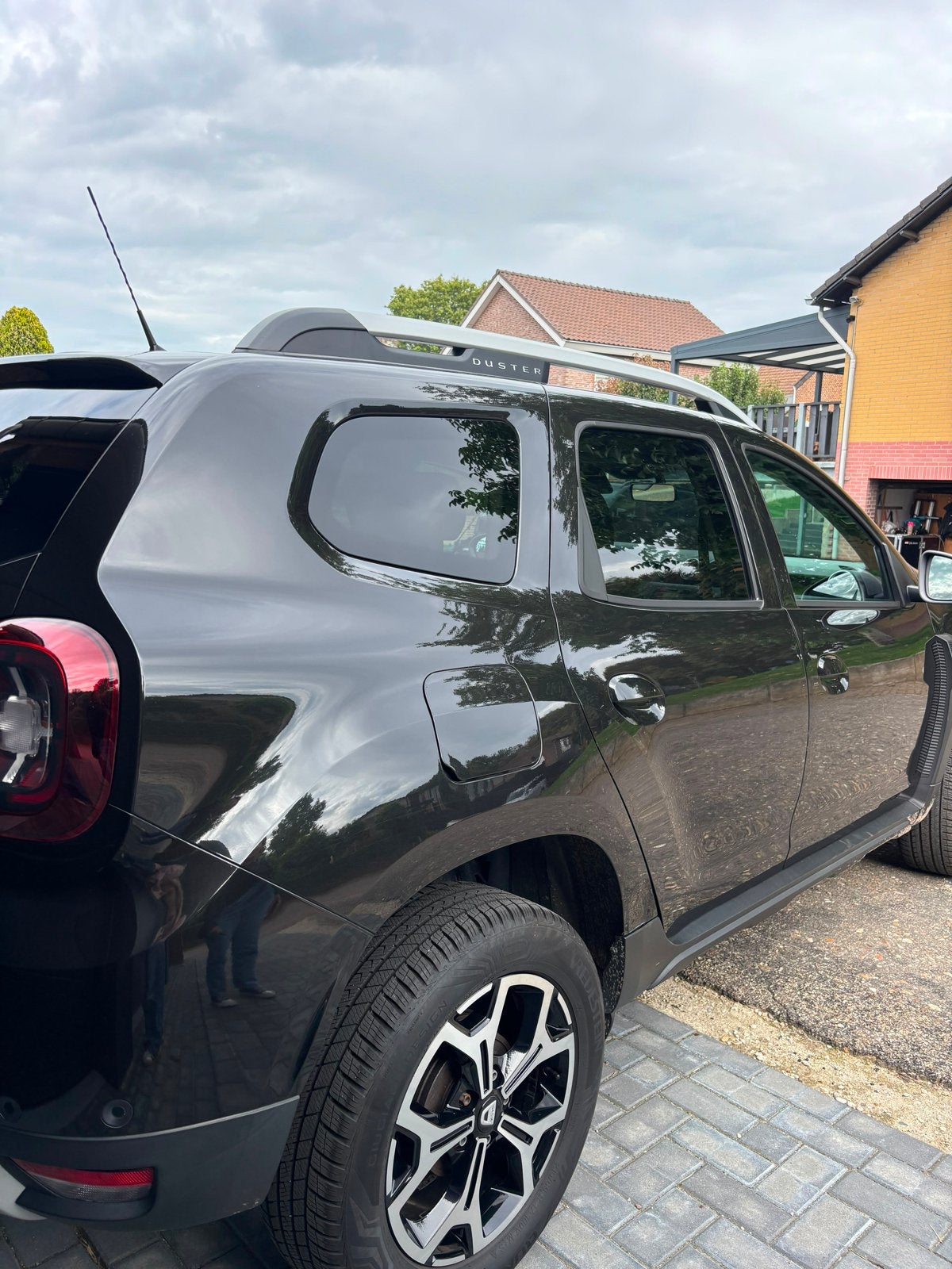 Dacia Duster 1.3 TCe 130pk GPF 4x4 2021 Zwart, Auto's, Duster, Zwart, Handgeschakeld, Vierwielaandrijving