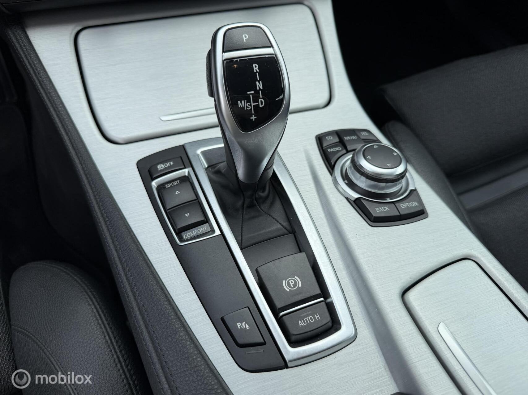 Foto 10 van BMW 5-serie Touring 520i High Executive
